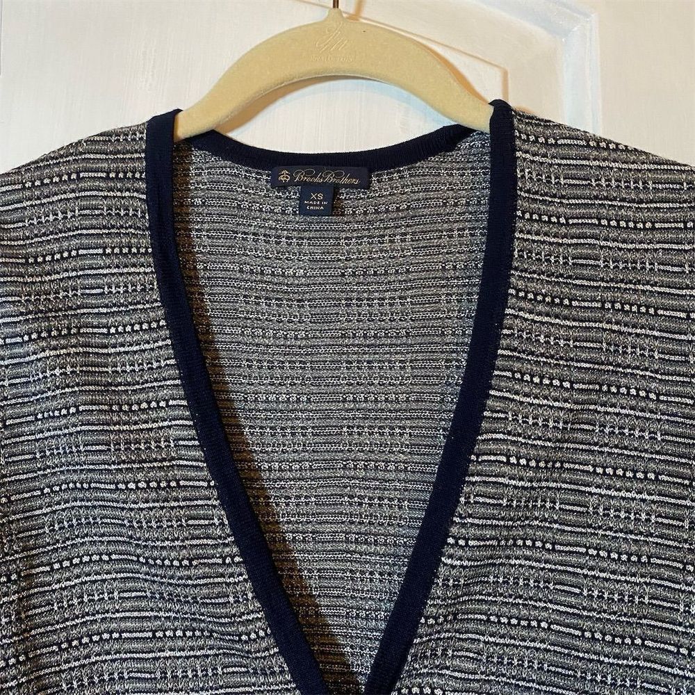 Brooks Brothers Navy and White Women's Cardigan Set - Picture 3 of 14